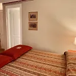 Residenza Le 6 A 4* Triest