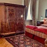 Pensjonat Residenza Le 6 A 4*