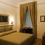 Residenza Le 6 A Triest