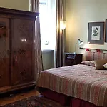 Residenza Le 6 A Triest