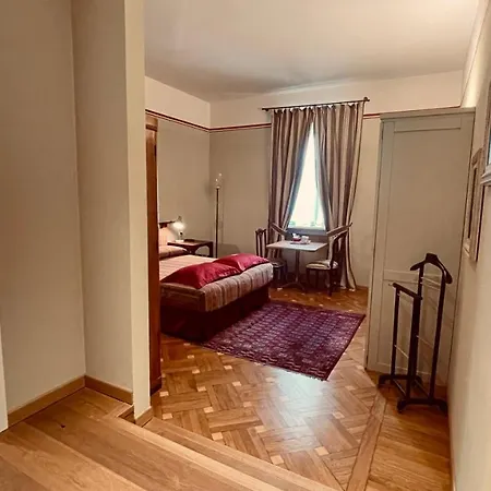 Pensión Residenza Le 6 A Trieste