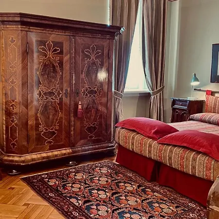 Pensión Residenza Le 6 A 2*