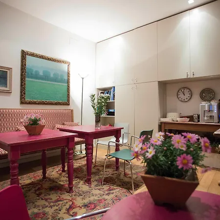 Pensión Residenza Le 6 A 2*