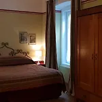 Pensionat Residenza Le 6 A 4*