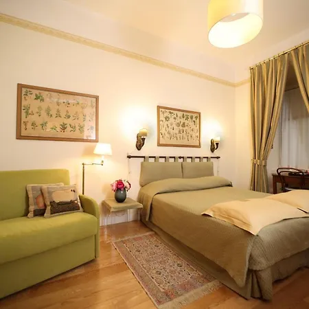 Residenza Le 6 A Affittacamere Trieste