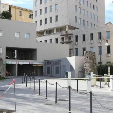 Residenza Le 6 A 4* Τεργέστη