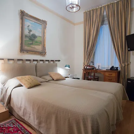 Residenza Le 6 A Πανσιόν Τεργέστη