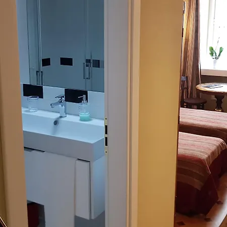 Residenza Le 6 A Penzion 4*