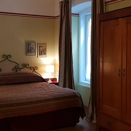 Πανσιόν Residenza Le 6 A 4*