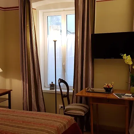 Residenza Le 6 A בית הארחה טריאסטה