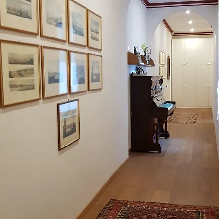 Residenza Le 6 A Πανσιόν