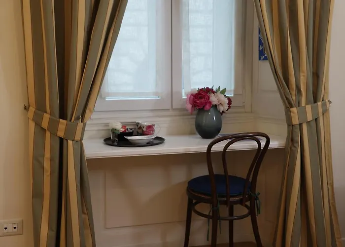 Residenza Le 6 A Affittacamere