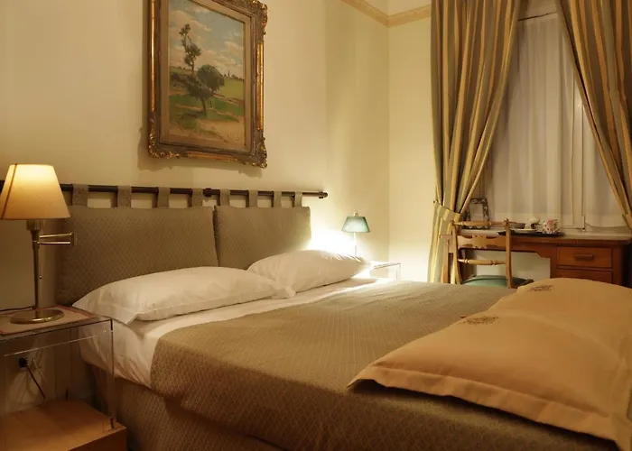 Residenza Le 6 A בית הארחה 4*