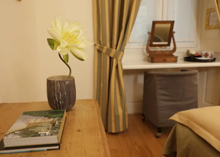 Residenza Le 6 A Affittacamere