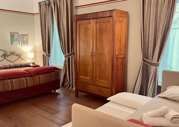 Residenza Le 6 A בית הארחה 4*