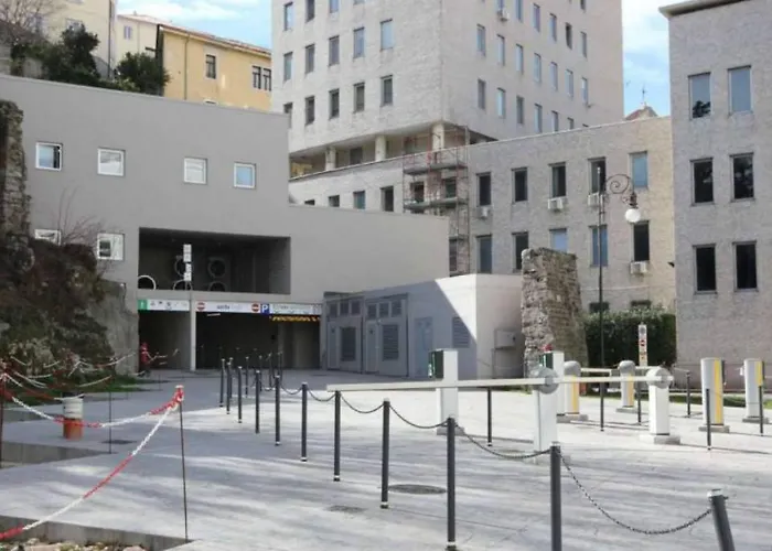 Residenza Le 6 A 4* טריאסטה