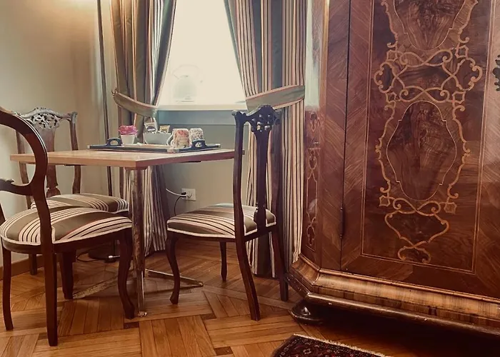 Residenza Le 6 A 4* טריאסטה