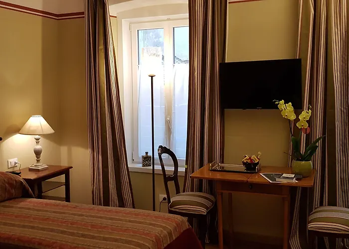 Residenza Le 6 A בית הארחה טריאסטה